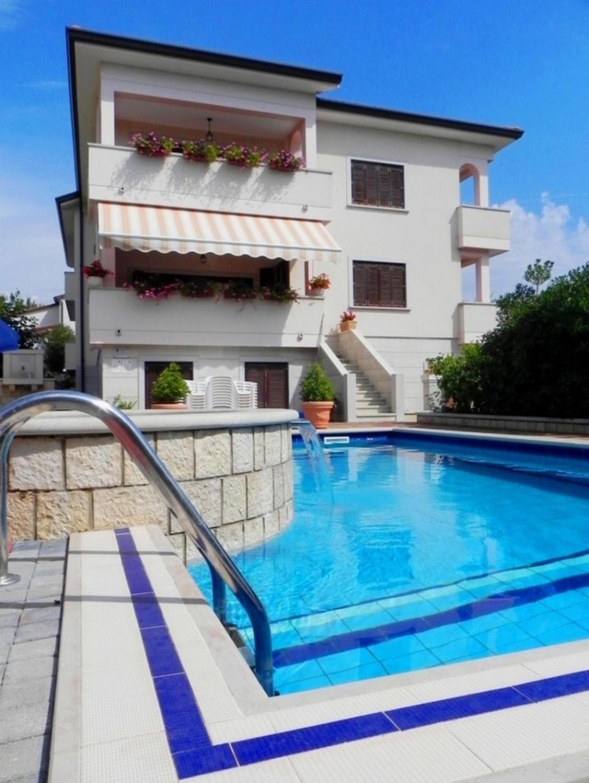 Apartments Villa Mirjam Poreč Extérieur photo